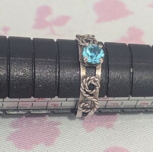 Elegant Silver Ring with Blue Gemstone